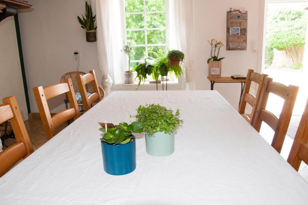 La Maison Des Tilleuls Saint-Germain-Sur-Seves Екстериор снимка