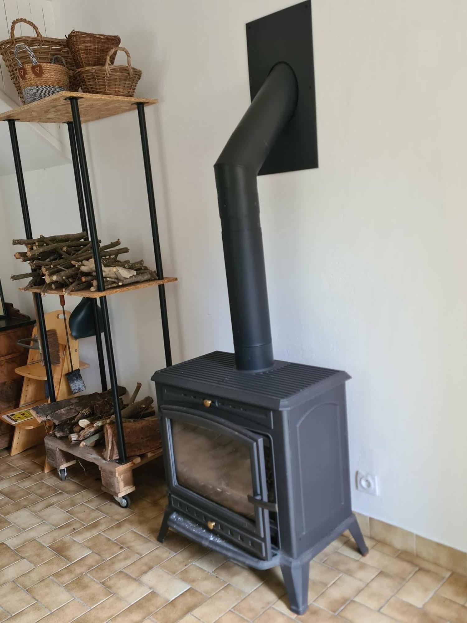 La Maison Des Tilleuls Saint-Germain-Sur-Seves Екстериор снимка
